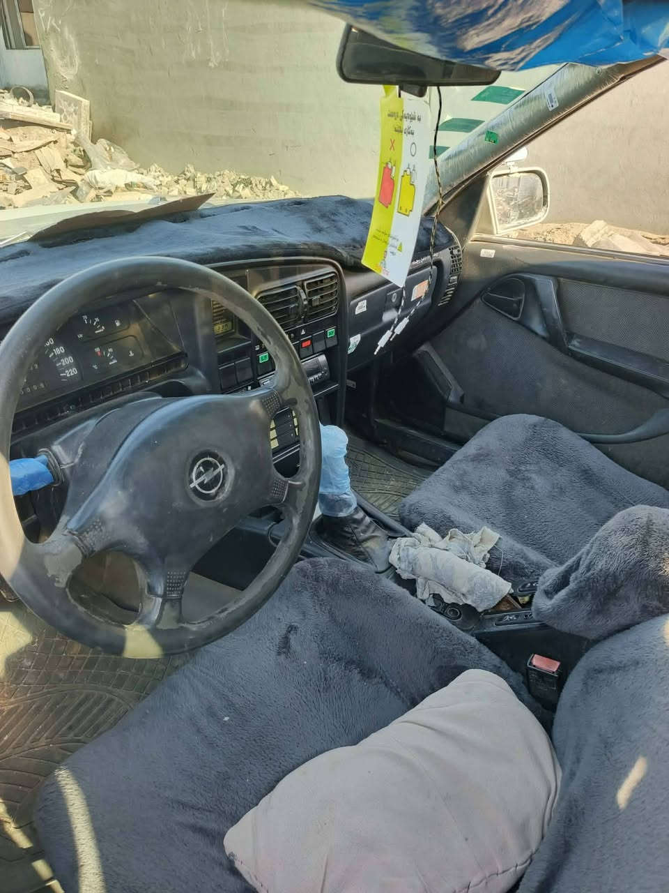 سلام عليكم اوبل اوميكه موديل ٩٢ البيع سعر ٣٥ وبيهه مجال مكان الرمادي جزيره البوفراج الاستفسار على رقم تالي *********** ملاحظه غير موجود عل فيس
