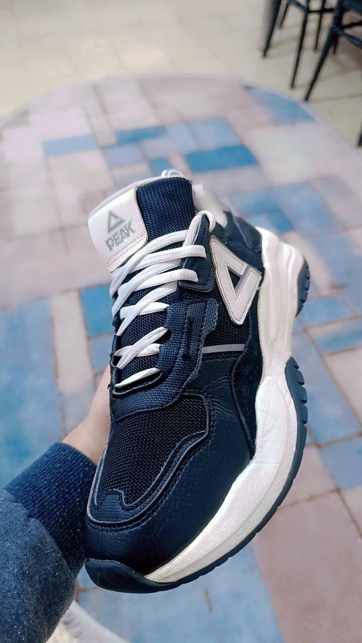 حذاء PEAK  🧞
قياس 40 ⚜️


**إذا كنت صاحب هذا الإعلان وتريد حذفه لأي سبب، رجاءا أرسل رسالة إلى الدعم الفني**