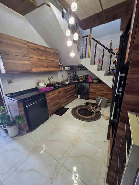 دار للبيع نقد او عن طريق مصرف العقاري 
مساحته /100م طابقين بناء حديث 
موقع /كركوك -قادسية تقاطع ابو خطاب 
السعر/105مليون 
للاستفسار /***********
