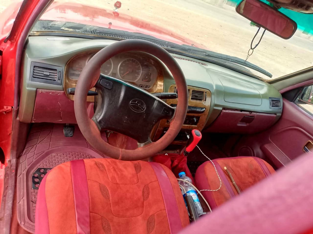 ﷽
 سيارة بيكم دير 2010 مكفوله من ضربه وتبديل مكينة كير أكسن جاهزه السيارة جديده مال جناي  تخم تاير جديد دوشمه جديده ماناقصها برغي السعر (50) وبيها مجال السنويه ال2029 
#مكلف_بل_نشر اتصل عل صاحبه 
الاستفسار ***********
