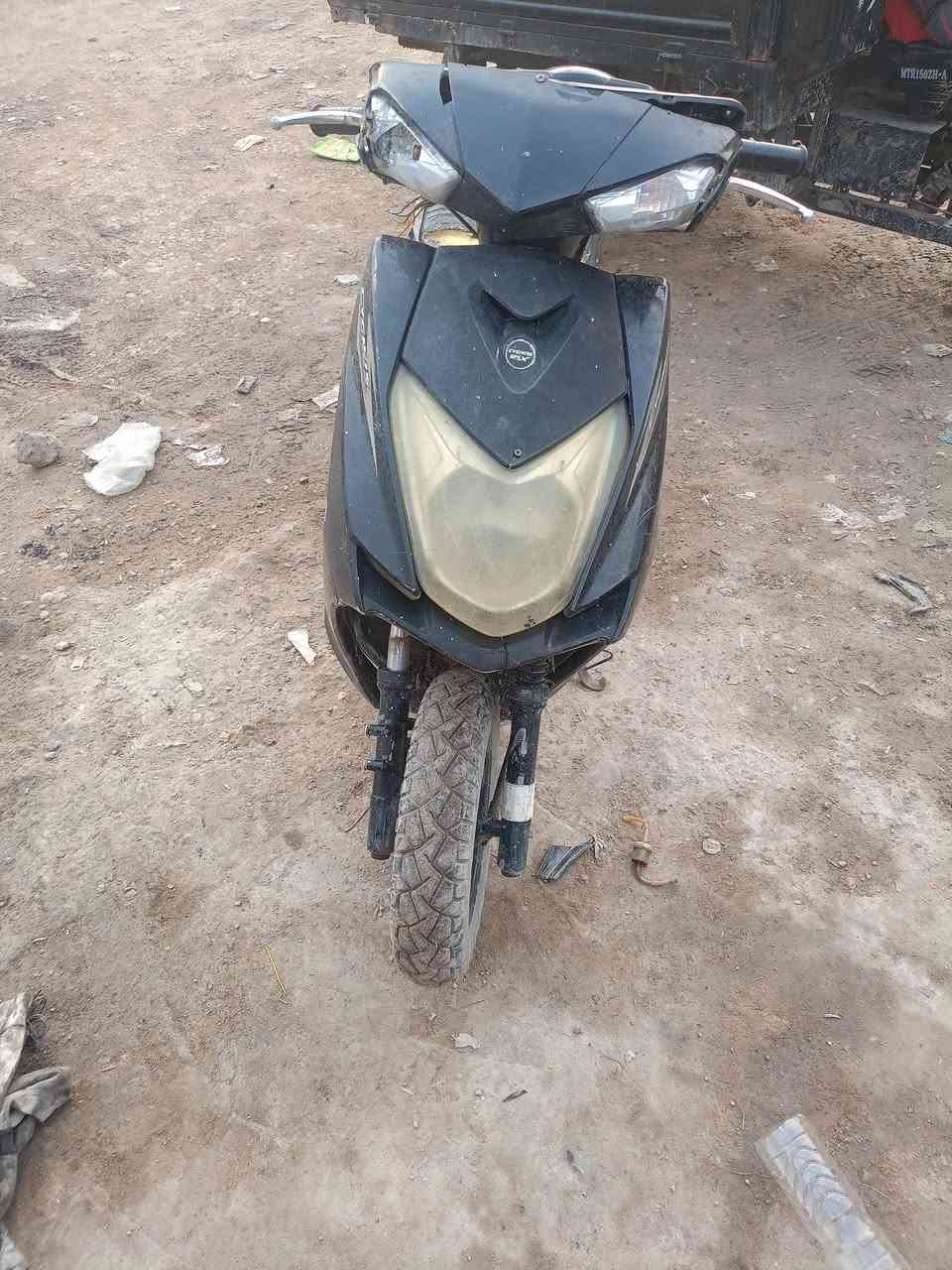 سلام عليكم دراجه سكنز صيني محرك ماكس عوزه كفرات وباتري سعر 200وبيهه مجال مكاني بابل الدبله ***********
