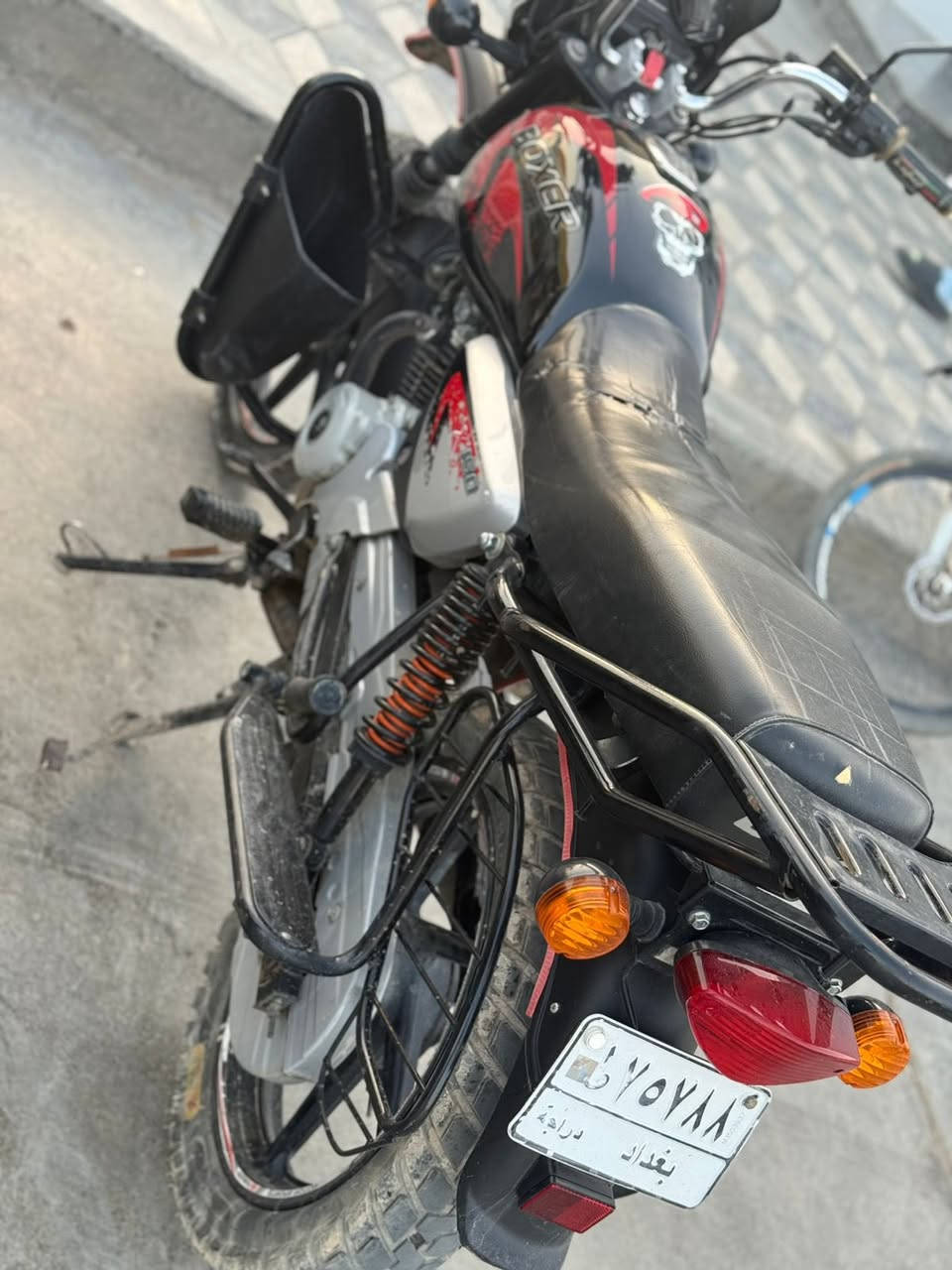 بوكسر موديل 2023مرقم تحويل ثاني يوم 
دراجة ماشالله تخبل مال دوام بس ما مشتغلة دلفري
رايدها مليونين ومية
***********
