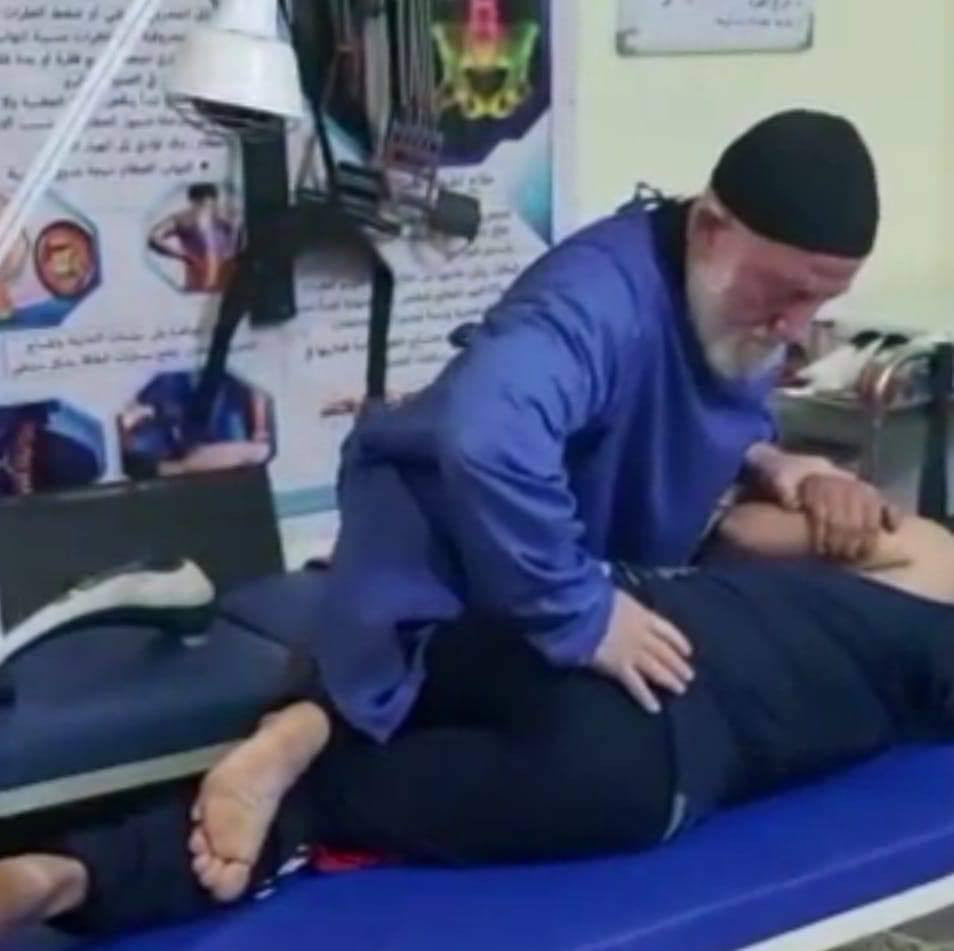 الشفاء للعلاج الطبيعي علاج الانزلاق وتتبع المسارات العصبيه والحجامه الرجاليه والنسائيه الحسينيه مدخل التكسيات هاتف وتساب ***********
