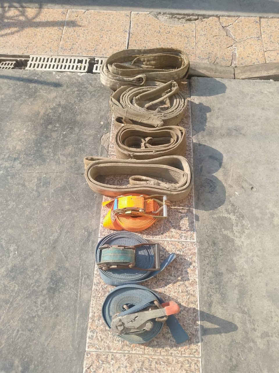 للبيع ***********
