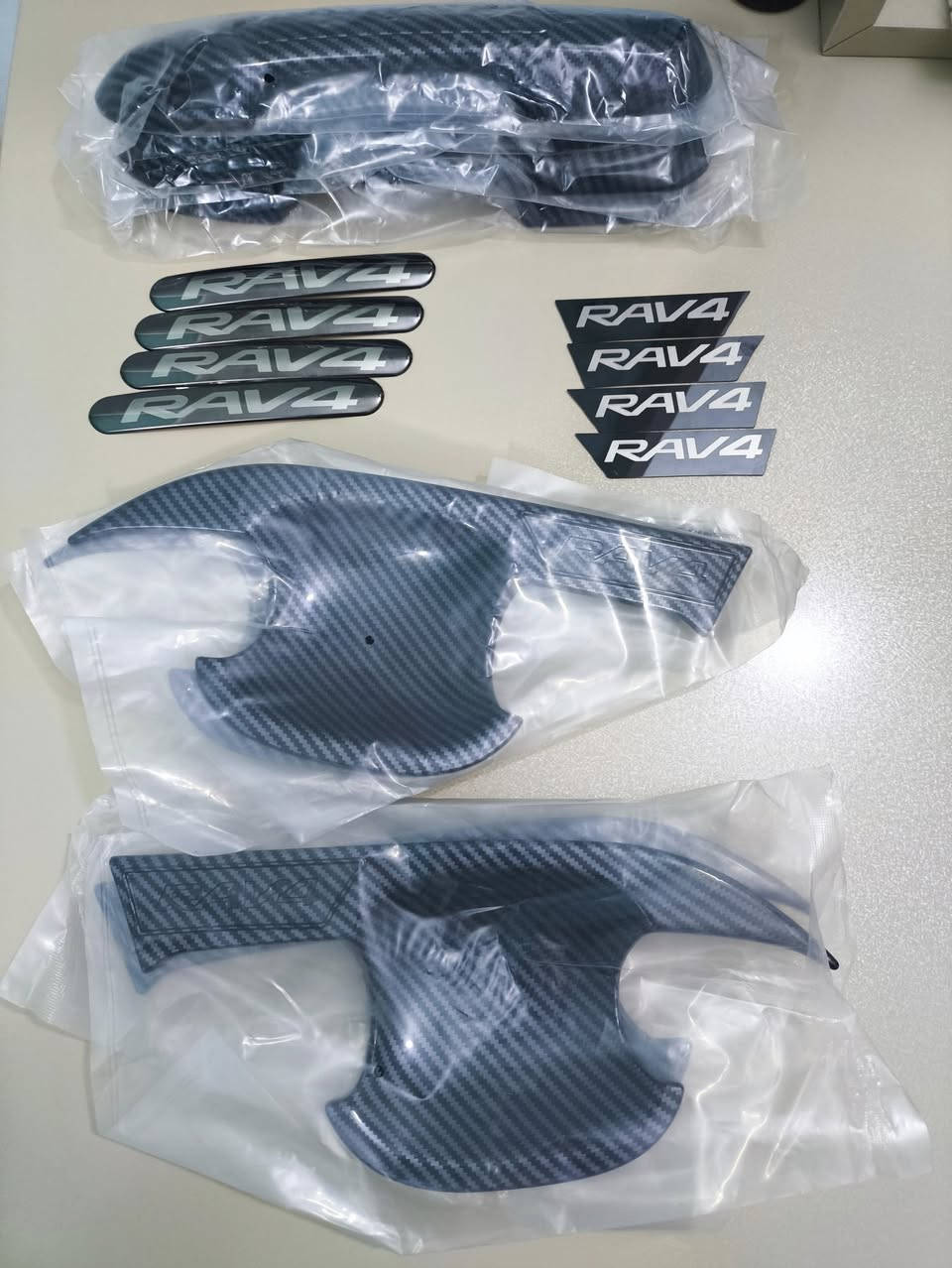 كفـرات أبواب 
Rav 4
من موديل 20 وفوگ 
كاربون فايبر 
اعلى كوالتي
شوف جمال التفاصيل واستمتع 
للحجز *********** واتساب 
السعر 45 فقط غير مستخدم 
توجد خدمة توصيل لجميع المحافظات
