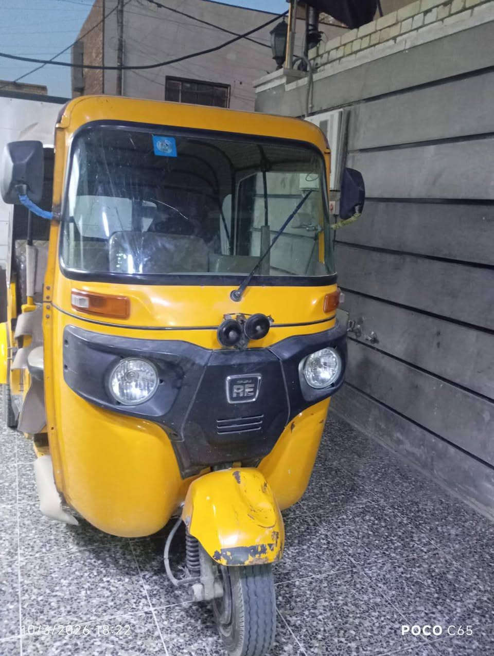 السلام عليكم تكتك 21 شهر 11 بيهة ضربه بسيطه وراجعه بارد ويرادلهة تعمير دوسات  محرك مكفول لاتنقيص ولاتبخير رقم كربلاء انكليزي مشروع وطني سعر7350 وبيهة مجال حك جيه 
 المايعجبه السعرخل يعبر المنشور رجائا  ***********
