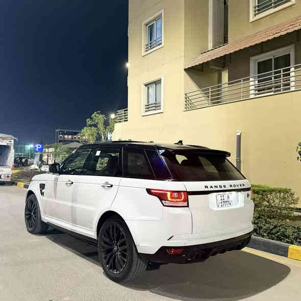 السلام عليكم 

رانج SVR

موديل 2016

المانيه ضمان 

السياره مكفوله 

بس الدعاميات بيهن صبغ

رقم بغداد بسمي 

مكان السياره بغداد 

السعر 

***********
