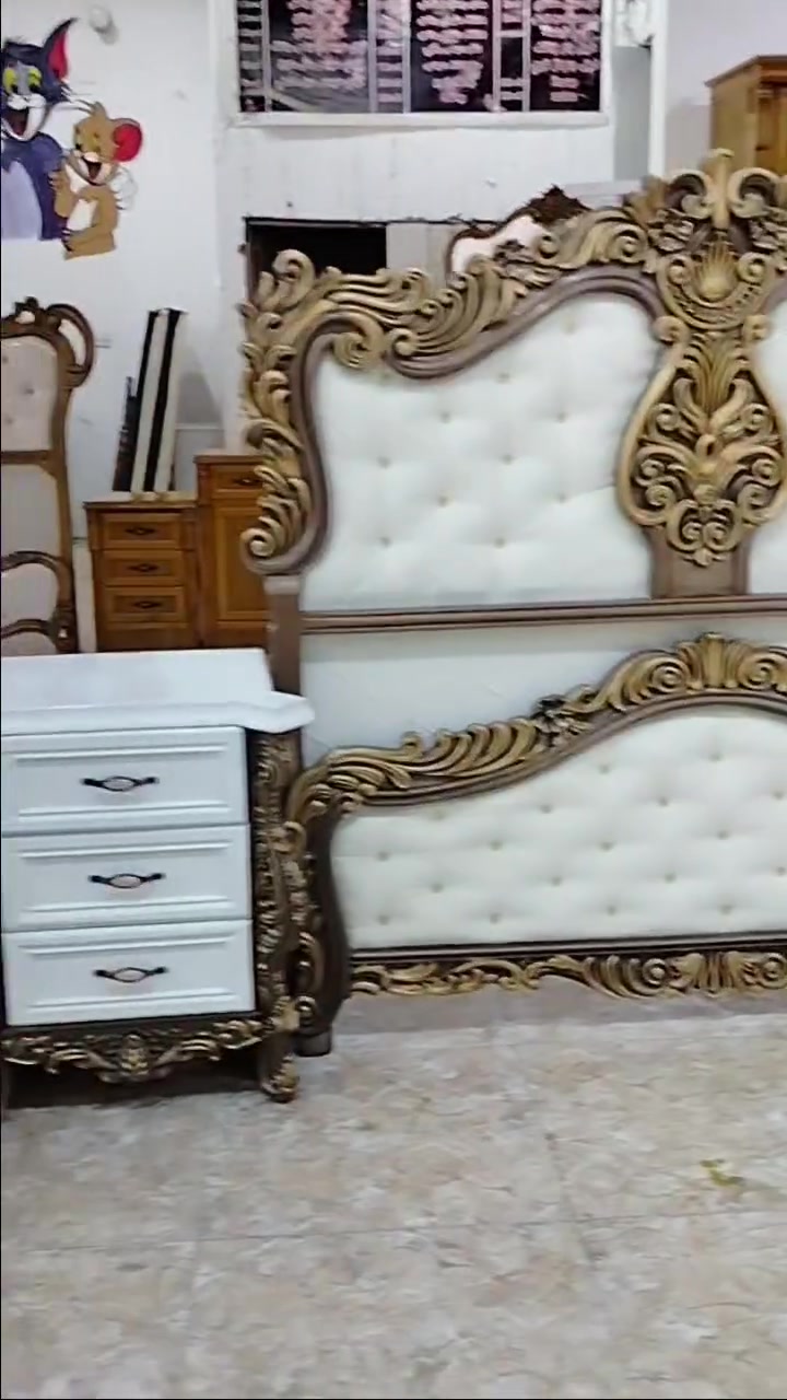 السلام عليكم غرفه مستخدمه لون ابيض موديل السندانه يوجد واتساب ***********

