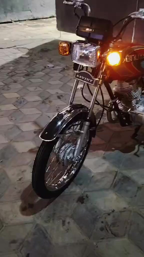 سلام عليكم  دراجه تعمير للبيع دراجه اوراق اصل شاصي 17 ول دراجه نصبه مابيه  اي نقص شغل وطلع مكاني تاصريه مركز


**إذا كنت صاحب هذا الإعلان وتريد حذفه لأي سبب، رجاءا أرسل رسالة إلى الدعم الفني**