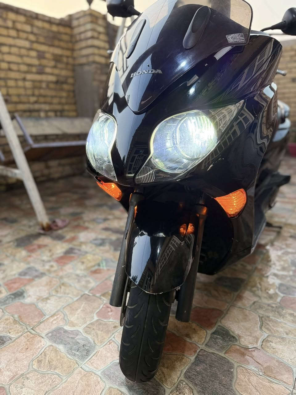 السلام عليكم
فورزا صفر عشرة رمبه مكفوله ماشيه 25 كير مكينه كفاله لايت زنون بلاد مكينه ناعمه بصمه سويج طورئ المكان واسط السعر خاص أو اتصال ***********
