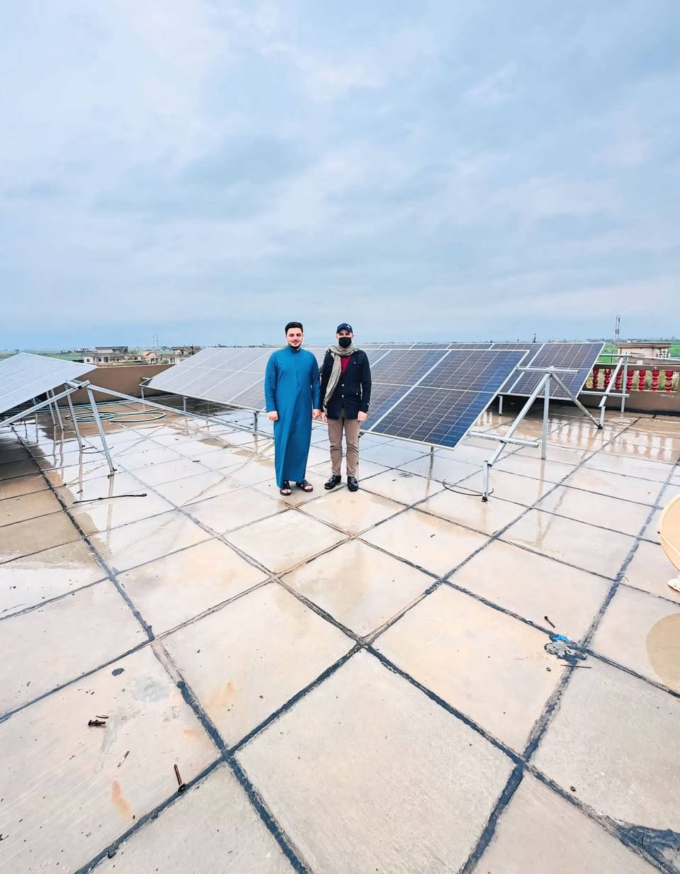 📅 تاريخ اليوم: [2026/3/26 ]
🔆 تنصيب منظومة طاقة شمسية 🔆
 تم بفضل الله تجهيز منظومة طاقه شمسية لمنزل الأخ فندي العبود ابو تقي قرية الويس ضمن الرقعه الجغرافيه لمحافظة كركوك تجهز المنضومه المنزل ب 50  أمبير نهاراً بالاضافة الى 45 أمبير ليلاً 
مكونات المنظومه
🔵 الواح  حجم 600 واط بايفشل ذات كفائة عالية.عدد 22

🔵جهاز انفيرتر حجم.16kw(72 امبير) 

🔵بطاريه ليثيوم حجم15.3kw عدد 3

شركة خليل العزاوي للطاقة الشمسية 
العنوان:
الفرع الاول: كركوك سايدين الواسطي قرب مجمع مينا

الفرع الثاني: قضاء الحويجة السوق الكبير قرب جامع الحاج عبد الواحد
.................................................................... 
ملاحظة مهمة جدا:عند حدوث أي خلل بمنظومتك عليك بتصوير فيديو للشاشة الانفيرتر لحظة حدوث أي خلل ومن ثم إرسال رسالة عن طريق الواتس آب إلى أي رقم من هذه الأرقام أو مراسلة الصفحة عن طريق الفيس بوك ليتسنا لنا معالجة الخلل بأسرع وقت ممكن وتستمر منظومتك بالعمل على مدار 24 ساعه.
.............................................................................
للحجز والاستفسار الاتصال او مراسلة الأرقام التالية  أو مراسلة البيج عن طريق الماسنجر :

ابراهيم :***********_***********

عواد :***********-***********

موسى :***********_***********

عيسى : ***********_ ‭***********

🕒 أوقات الدوام:
من الساعة 9 صباحًا إلى الساعة 5 مساءً

#شركة_خليل_العزاوي_للطاقة_الشمسية ☀️
#الطاقة_الشمسية_مستقبل_العراق
