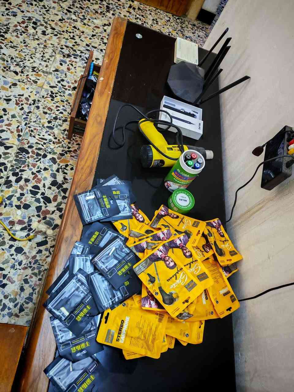 سلام عليكم
شلعه للبيع
راوتر تندا 5 اريل +تحويله ضوئي
مفكات صيانه ريليف
دريل كهربائي مفك براغي
شسوار حراري صيانه
38 سماعه واير ريلمي
16 اصبع ببجي
مكاني بغداد ***********
