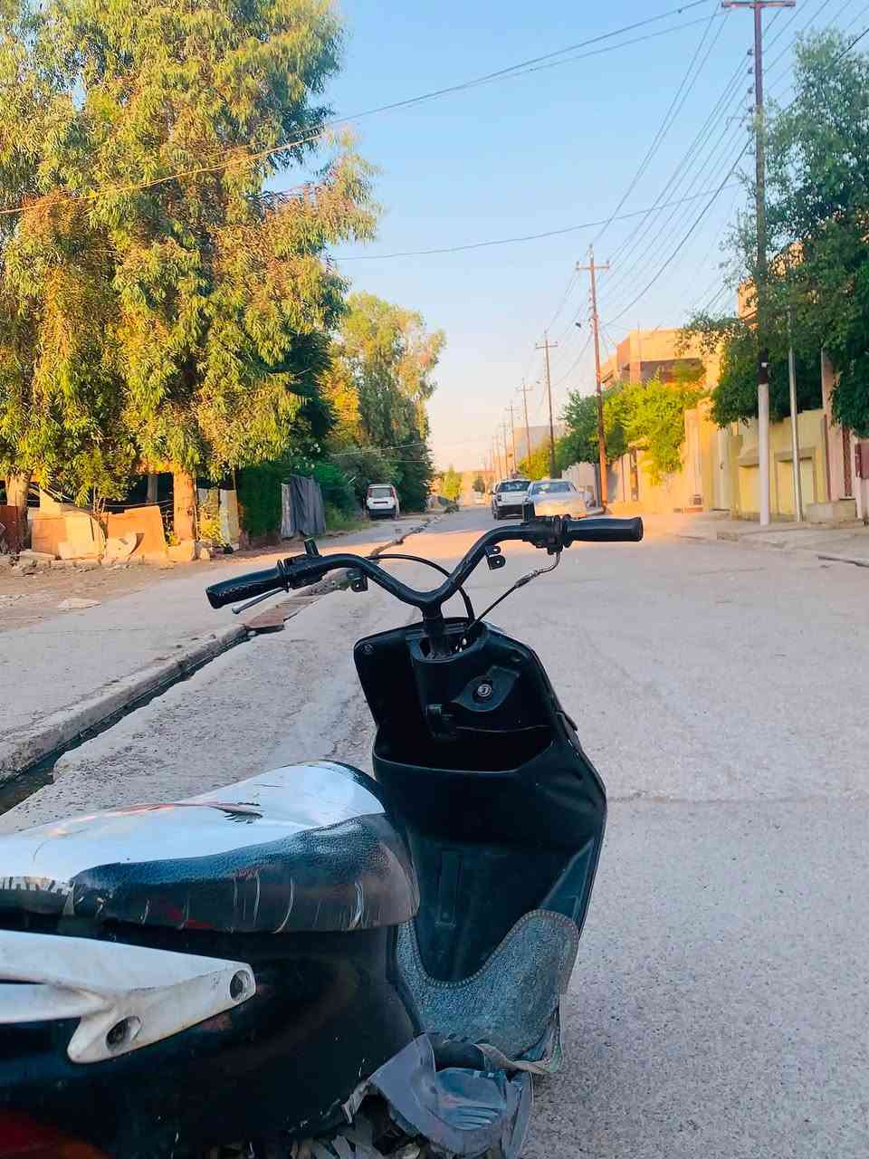 ماطور نحلة9زروف
كلجات جديدة 
كابريتر شرط 
محرك شرط
هندر واحد
بس يعوزو ويل ورا
وترايش ودرع ستيرن فقط
سعره ١٧٥ وبي مجال للطيبين
رقم واتساب فقط***********
