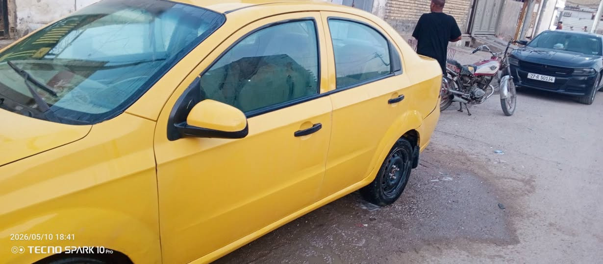 السلام عليكم
سياره افيو مديل 11سياره جاهزه كير ومكينه جديدة وحداديه وتخم تاير جدد وتبريد شغال كهربائيات كاملة رقم بصره مداور ثاني يوم الي يشتري كبل عقد مروري سعر السيارة 40$وبيها مجال تعال وشوف بعينك سياره نضيفه وحلوه مكان السيارة ناصريه مركز حي التضحية شارع الملعب
 للاستفسار  اتصال على الرقم .***********
