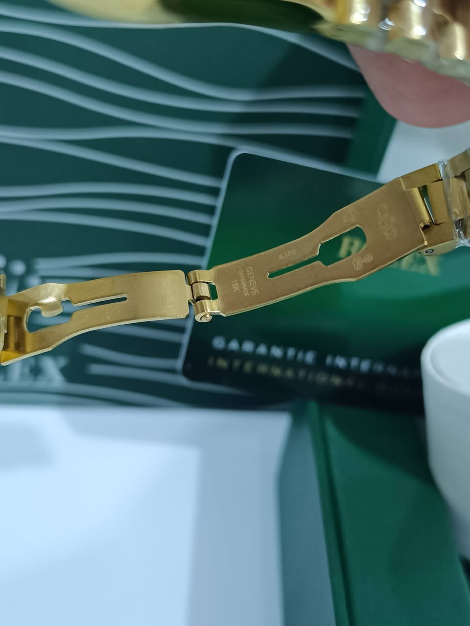 روليكس نسائي/ كوالتي عالي جدا طلاء ذهبي ثابت مختم 18K عداد شهري ضد الماء سويس ميد.♦♦


**إذا كنت صاحب هذا الإعلان وتريد حذفه لأي سبب، رجاءا أرسل رسالة إلى الدعم الفني**