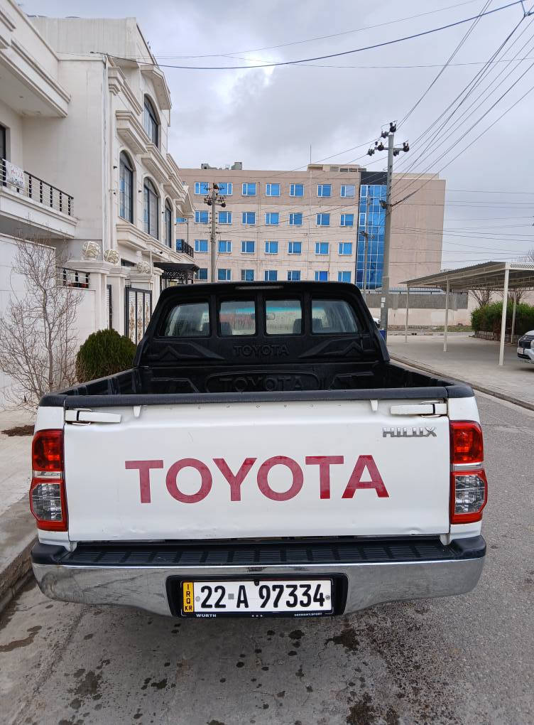 مەرزیەی فەلاحی  2011 بێ بۆیاخ بێ دەعم  ڕەقەم وسەنەوی هەمووی نوێیە تا2031  گەێڕو مەکینەی بەشەرت نرحی 174 هەولێر ***********
تویوتا 2011 فلاحی مکفول بدون صبغ بدون عم رقم والسنویة كلة ندید لحد 2031 سعرها 174و شویە بی مجال *********** أربيل, العراق
