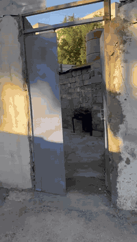 السلام عليكم
بيت تجاوز للبيع في مدينه الصدر قطاع 55 خلف مستشفى الشهيد الصدر السعر اتصل بالرقم او خاص ***********
