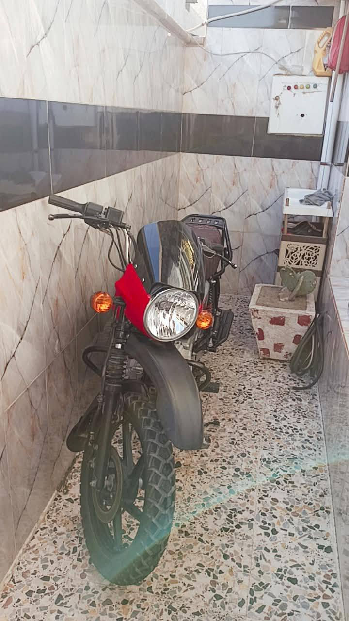 السلام عليكم دراجة بوكسر جبلي موديل 24 مكفولة من محرك تجي تفحص اي فيتر ايعجبك مرقمة  الدراجة مكاني حي النصر ‏‪***********‬‏ وهذا رقمي اتصل
