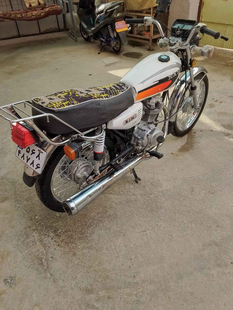 السلام عليكم نامه 23بلاديه مامفتوحه دراجه نضافه كدامكم سعر 550خاص ماعندي مجسر المفرك ***********
