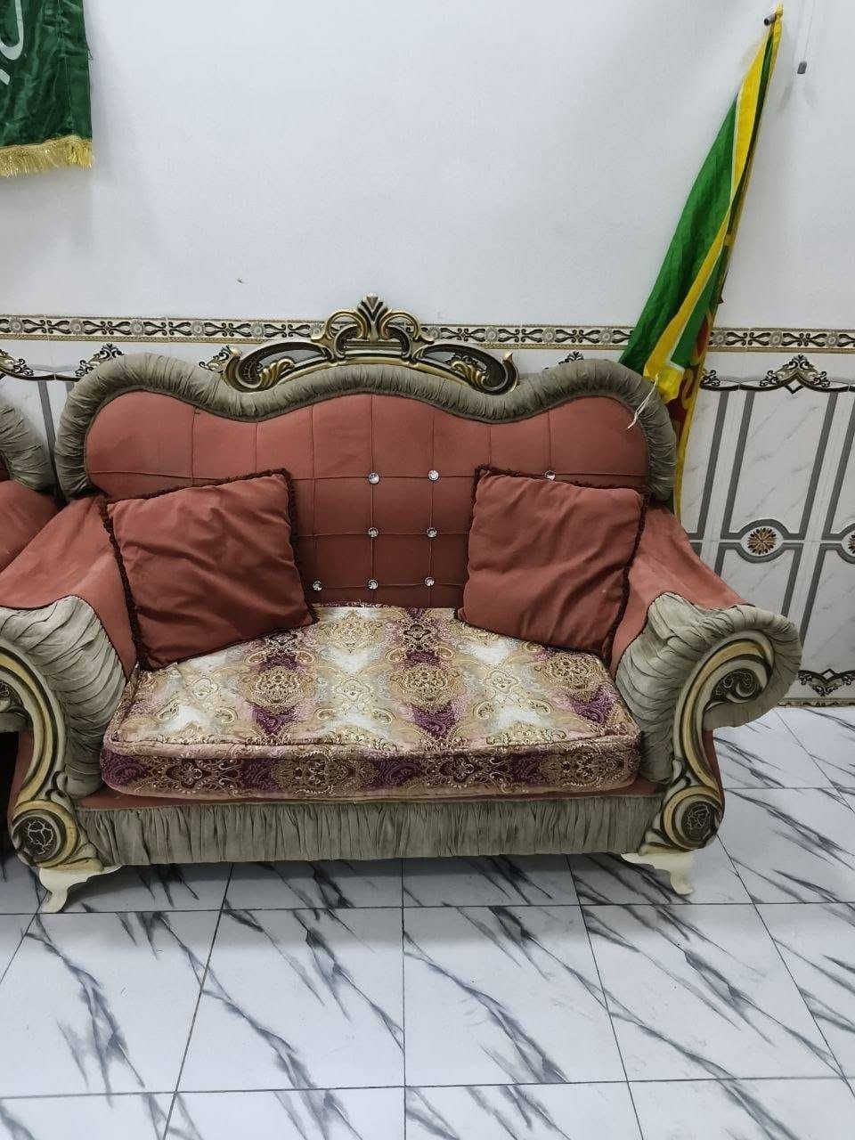السلام عليكم هاذا تخم كولش نضيف تخم من الدرجه الوله...  450... الف  ***********
