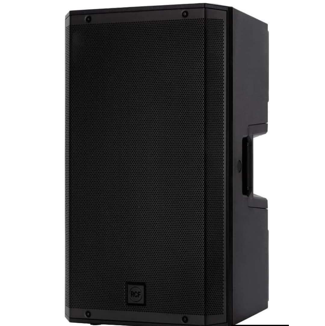 #زوج RCF 915 ART  بواطية 2100 واط
إيطالي 🇮🇹 وكاله 
#السعر 12 ونص 
☎️***********.        #سوق_الشيوخ
