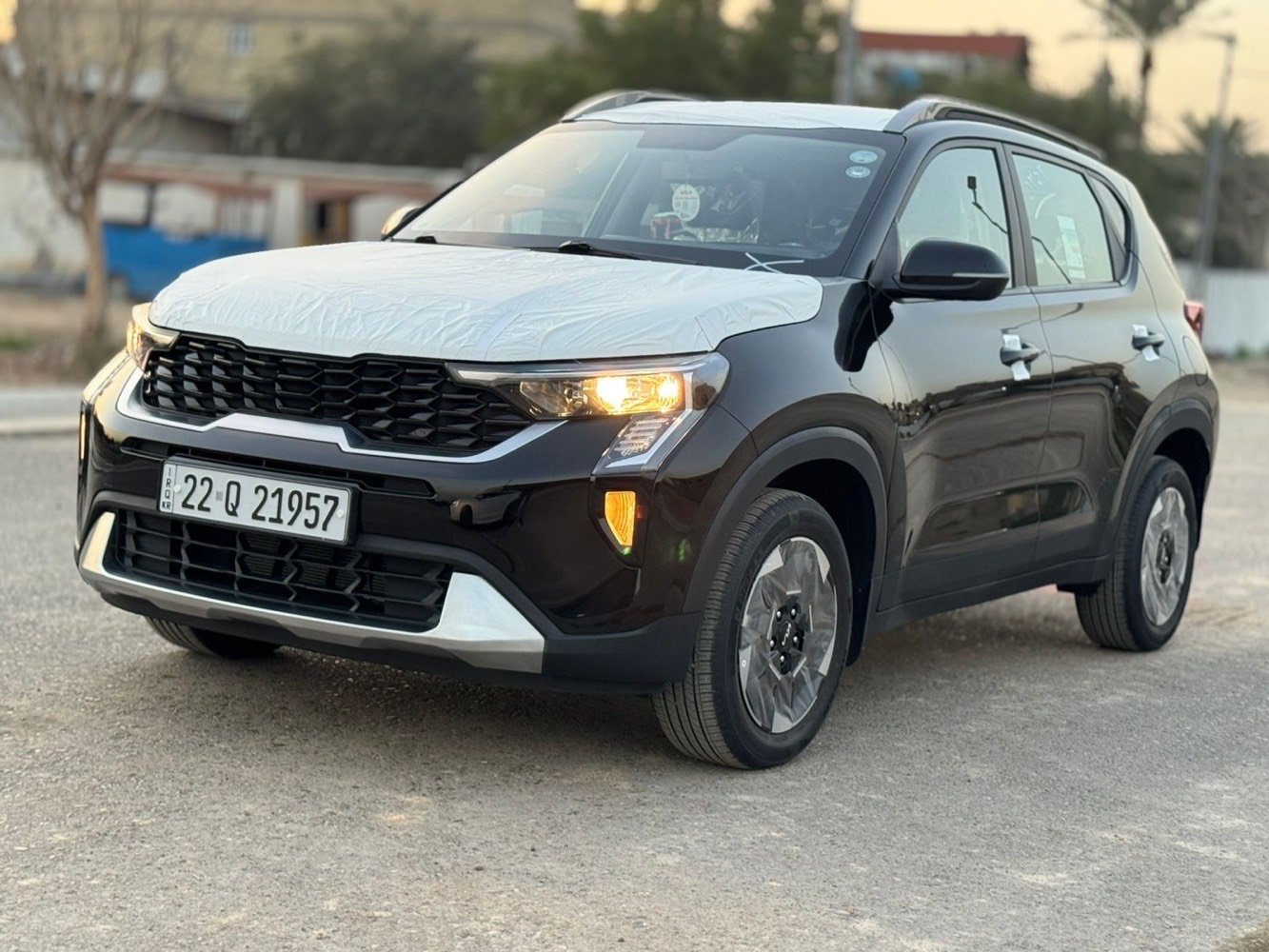 السلام عليكم 

للبيع كيا سونيت موديل 2024 شكل الجديد

🖤🖤🖤🖤لون اسود 🖤🖤🖤🖤
زيرو ماشيه ٤٠٠  كم فقط 
زيرو 
رقم اربيل الجديد باسمي السنويه
لون ابيض صدفي
مواصفات
شاشه كبيره نفكيشن مع كامره
المري ترحيبيه شفط
ويل كب كروم
حساسات خلفيه
تحكم مقود
لايتات هايلوجين مع كشافات
امامي
كشاف ضبابي خلفي
كيجات الكتروني
لايت اوتو كهربه يصعد و ينزل تبريد قطعتين خلفي و امامي
كير اوتو 8 نمر
محرك cc 1600 دبل نوزل
اقتصادي جدا
دبل ايرباك
حساس ضغط الاطارات
شباك بيانو بلاك

💵💸💵💸💰💰السعر 15500 $$

الاتصال ***********

***********