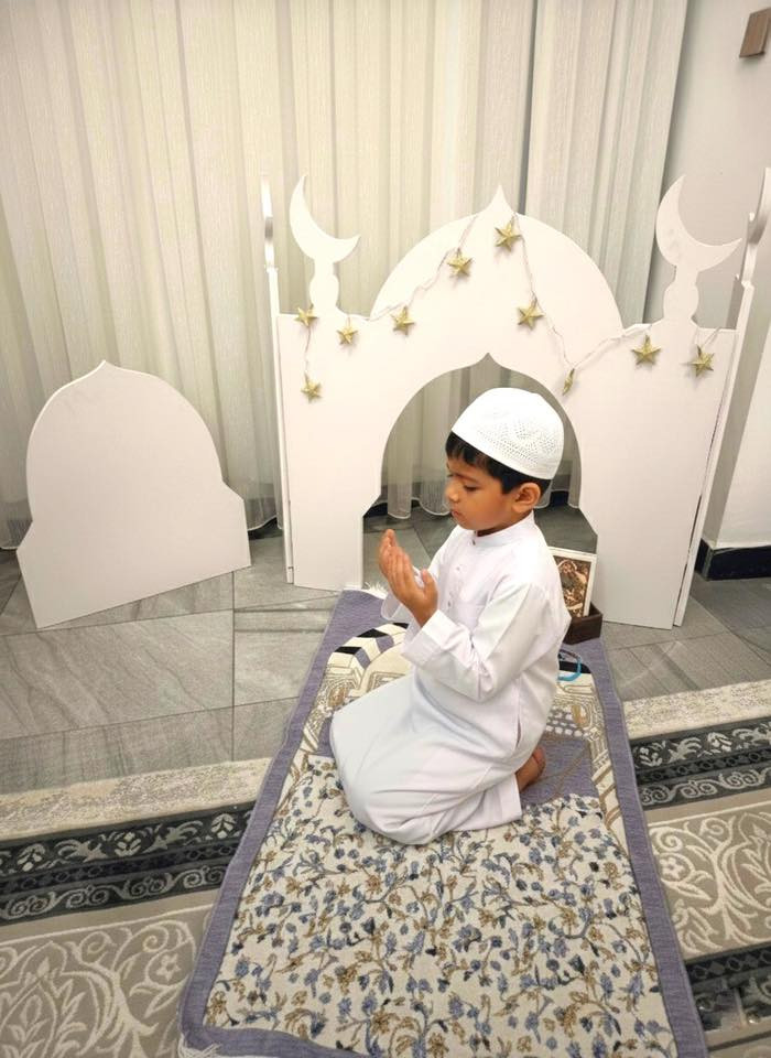 ركن رمضاني للاطفال بكوالتي  عالي  عالي للطلب والتفاصيل التواصل ع الرقم الوتساب ***********
