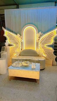 (التميز مع كوشات حسين)🕺💃 &خطوبة 💍  &حنة  👰🤵 &عرس 🤵‍♂️  *تتكون الكوشة م...