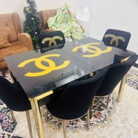 طقم جلوس • ٩مقاعد • ٥قطع