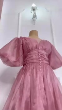 فستان • مستعمل مرتين • سعر مناسب