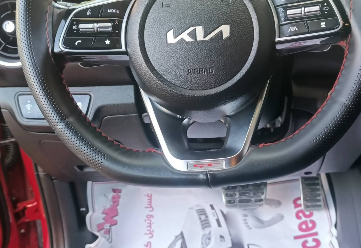 السلام عليكم
فورتي GT تيربو
 موديل 2024
تشغيل عن بعد 
رادار امامي خلفي
وباقي المواصفات المعروفه 
ماشيه ١٢ الف ميل وقابله للزياده
حادثه مرفق بلصور
رقم بغداد بأسمي
صبغ فقط بنيد وجاملغ فقط
السعر ١٧٠
***********
