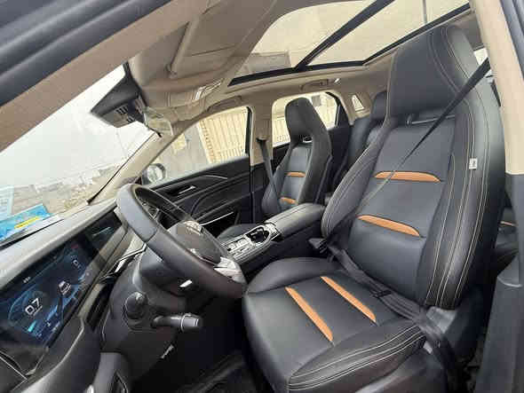 بيستون تي 77 على وضع الشركة 
ماشيه قليل تعتبر زيرو 0️⃣ 
سبير منازل 
فول مواصفات 
رقم بغداد تحويل مباشر
سيارةجديدة 
شرط الكفاله 
السعر مناسب اتصل وبالخدمه 
***********
***********
