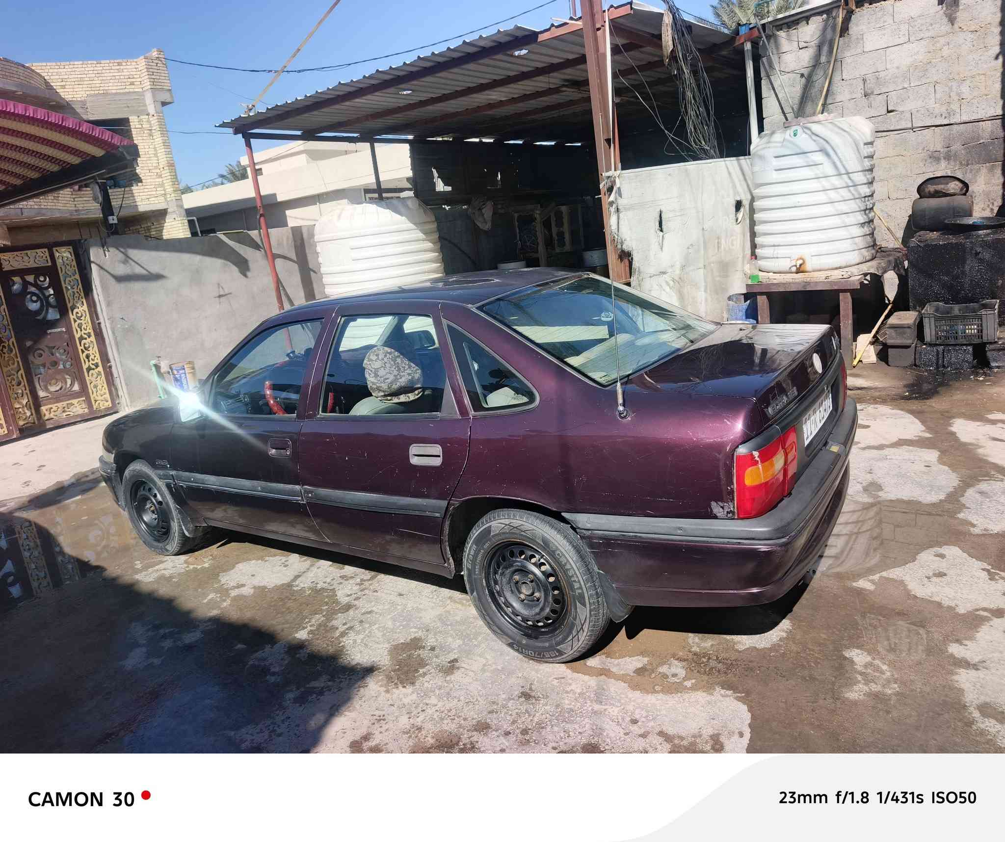 فكتوره موديل 95 سياره مقفوله من الصبغ السعر 40 وبيها مجال مكان بغداد رضوانيه رقم***********&***********
