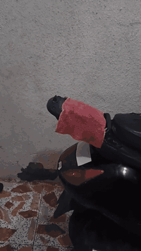 سلام عليكم دراجه نضيفه انتركت فتره وطفت متشتغل ناريه بيها وما محتاجيها للعلم مجفته سعر 450 وبيها مجال بسيط مكاني حي حكيم
***********
