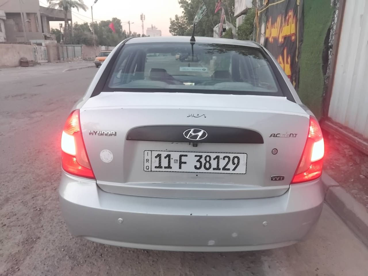 من رخصه الادمن
اكسنت 
مديل 2010
خليجي
حجم مكينه 1600 مرغوب
كير مكينه جيد جدا
فول اوتو 
رقم بغداد دولي
بأسمي
هزه و ارقام جديده
سياره بيها صبغ 3 قطع بدون دواخل اثر شخوط 
شاشه تاب
لايت زنون 
تدفئه تبريد فول
سياره جاهزه 

سعر البيع 78 وبيها مجال حك جيه 

مكاني بغداد الرصافه 

للاستفسار اتصال ع رقم هاتف
***********
