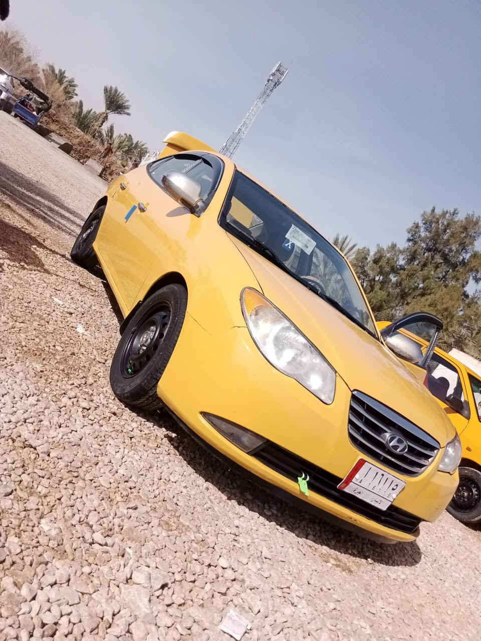 السلام عليكم 
للنتره صابونه موديل 2010 سياره نضيفه كلش 
وارد امريكي ليبل واحد مكفوله من ضربه ومن كصه رقم انبار مصفره هيئه وغرامات كل جديد بيها لايت عالي ناصي تبريدها عوزه غاز سياره نضيفه بمعنه كلامه مكينه 2000 سياره بلاديه ما ملعوب بيها كشنات بلاديه من امريكه شرط 
مكان سياره الدوانيه راعيها بل انبار 
السعر 90وبيها مجال لشرايي 
***********
