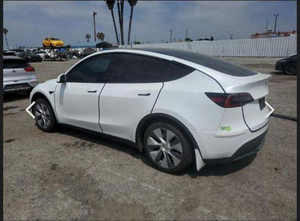 تيسلا Y
موديل 2023  DULL MOTOR 
لونك رينج 
رقم بغداد 
اون لاين 
تحديث 2026 
دبل شاشة 
صبغ جاملغ خلفي و شوية من الباب 
بدون ايرباك حادثها خلفي 
وياها شاحنة 32 امبير
و كارتين تشغيل 
بيها حساب شركة 
السيارة مميزة
ماشية 70 
21000 $ وبيها مجال قليل
للاستفسار 
***********
