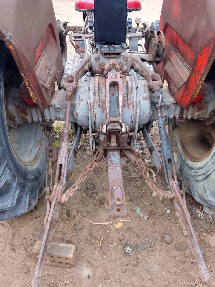 سلام عليكم للبيع مكينة فوركسن حجم 275 رقم وسنويه بعده شركة رقم الهاتف ***********
