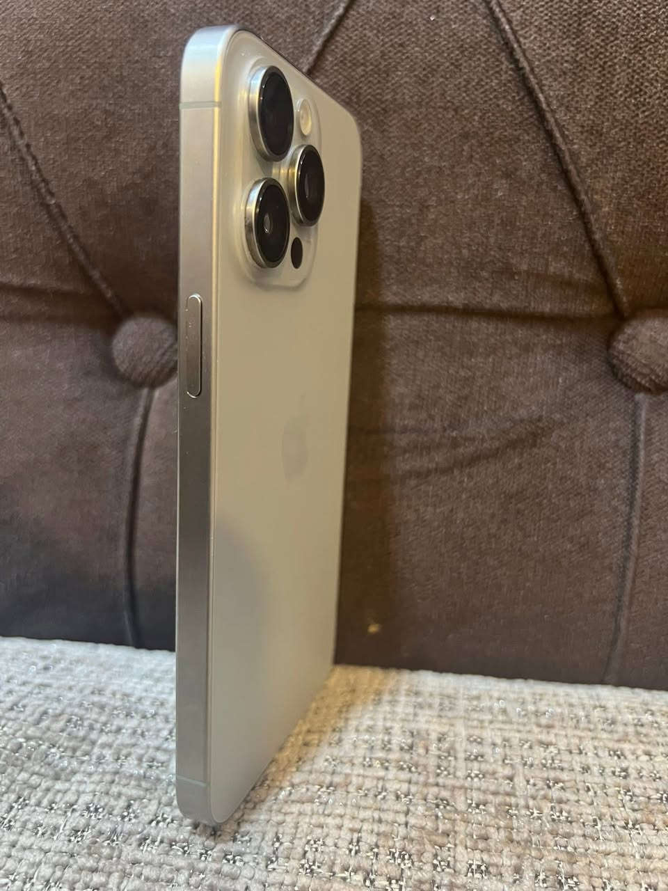 للبيع ايفون 15 برو ماكس 256 گيگا تيتانيوم
أصلي وغير مجدد

البطارية 90%

عدد الدورات 499

الجهاز نظيف جداً شخطه ما بي

الملحقات : كارتونة + لزگة جامة اصلية + كڤر اصلي

التواصل على الخاص


**إذا كنت صاحب هذا الإعلان وتريد حذفه لأي سبب، رجاءا أرسل رسالة إلى الدعم الفني**