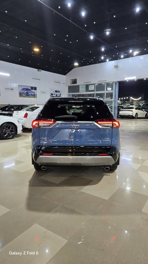 تويوتا راف4 2024 xse hybrid awd
السبارة فول فول مواصفات اعلى من هل مواصفات ماكو 
حادث السيارة فقط طخة بسيطة بالدعاميه الامامي بدون صبغ 
محرك 2.5 و هايبرد
0750 899 2970 
0770 345 0722 
0751 739 2015 
.. . 
.  N..
..nn. أربيل, العراق
