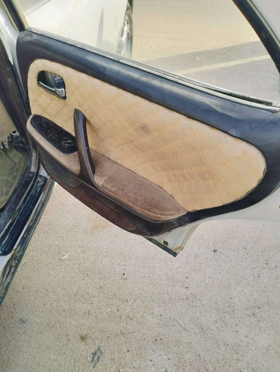 كرسته نفخ 94 رقم دولي بصره سنوية
 الى 30 السعر 40 و بيه مجال المكان كربلاء 
***********
