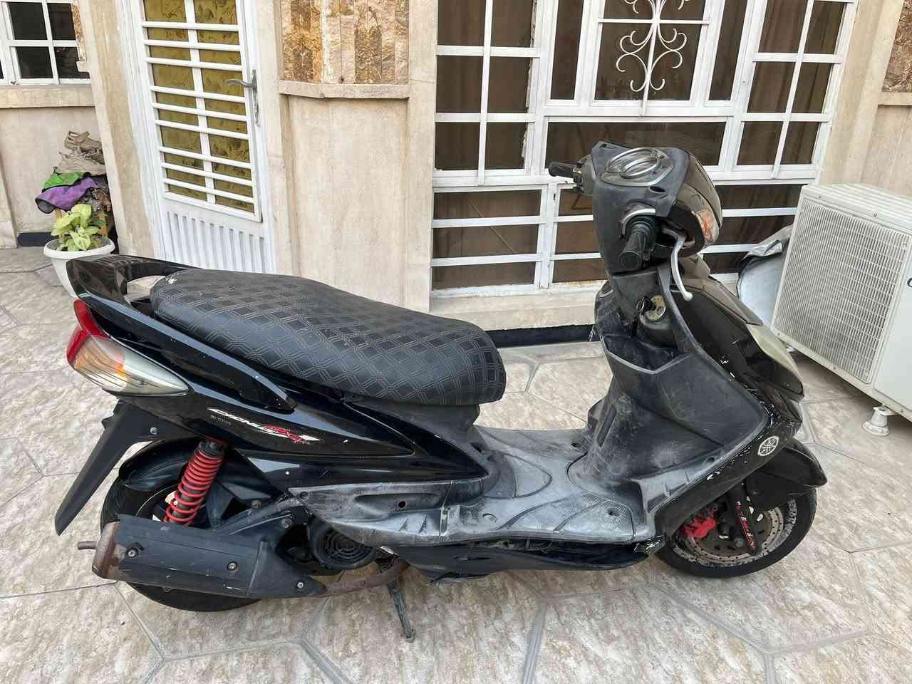 السلام عليكم
دراجه سگنس  فحل للبيع الي يحب يشوفها عنواني الشعب شارع المدارس سعرها 650 قفل 

* سبب البيع عدم الحاجة اليها


**إذا كنت صاحب هذا الإعلان وتريد حذفه لأي سبب، رجاءا أرسل رسالة إلى الدعم الفني**