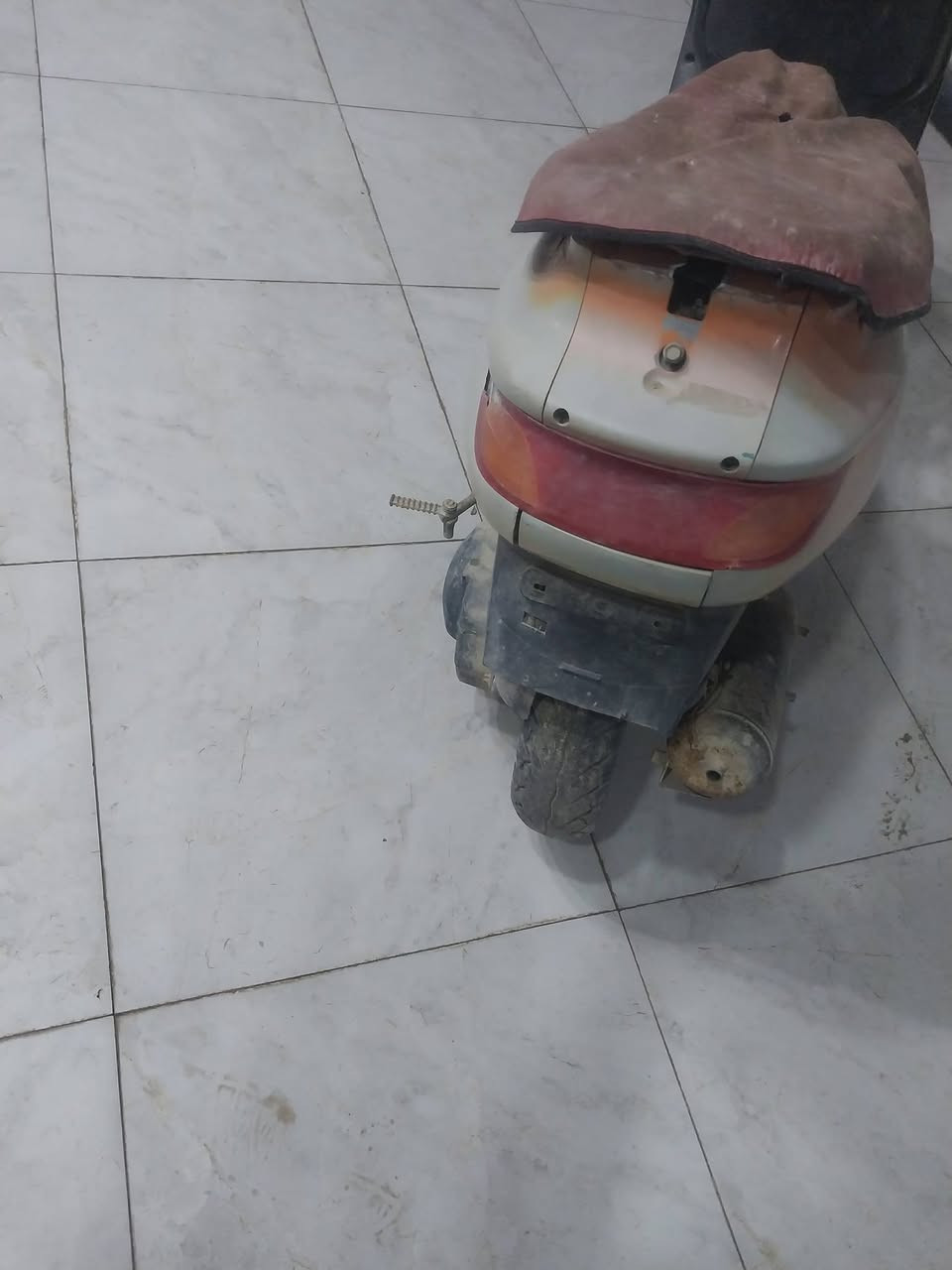 السلام عليكم دراجه فراشه للبيع اوراق الدراجه كايمه اما كربائياتها كلها شغاله
العنوان نهاوند السعر 150 وبيها مجال الرقم *********** اتصال واتساب
