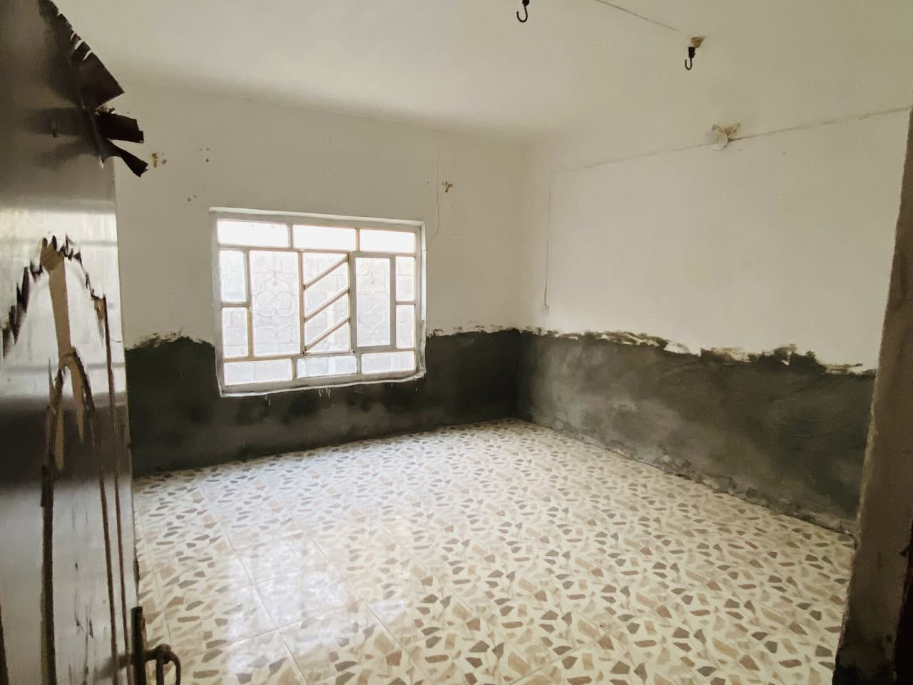 الهم صل عل محمد وآل محمد
دار للبيع مساحه ١٥٠ طابو زراعي سند 25 بلعلكايه (سعر 23 بيه مجال)  استفسار ***********
