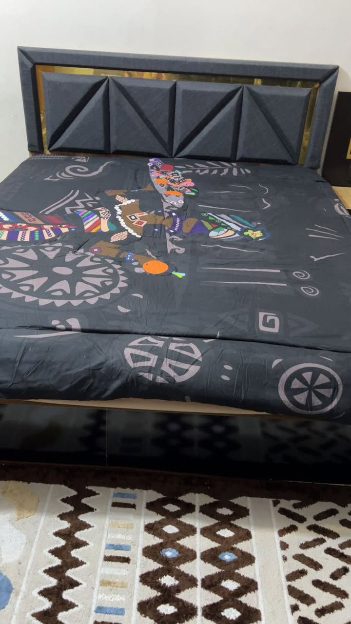 السلام عليكم اغراض بيت للبيع مكاني بغداد الدوره للاستفسار على الواتساب ***********
