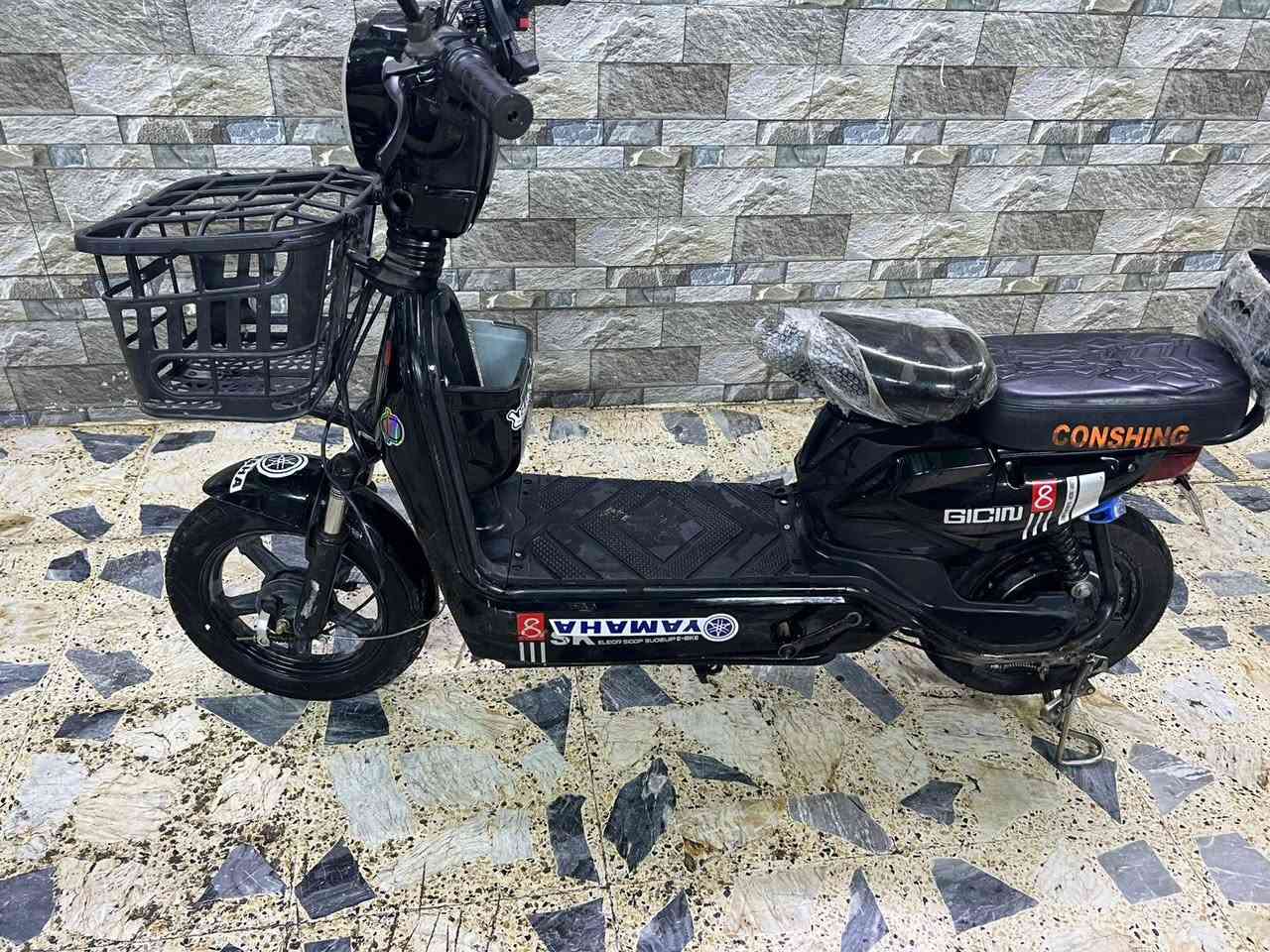 سلام عليكم
دراجة شحن نضيفه 
مكفوله باتريات جدد 

بصمه + سويج + اشاير يشتغلا + شاشه يشتغل + 3 اسراع + بطاريات يشتغلا اصليه 
 السعر : 150 وبيها مجال

العنوان  : بغداد منطقه الشعب 

رقم الهاتف: ***********
