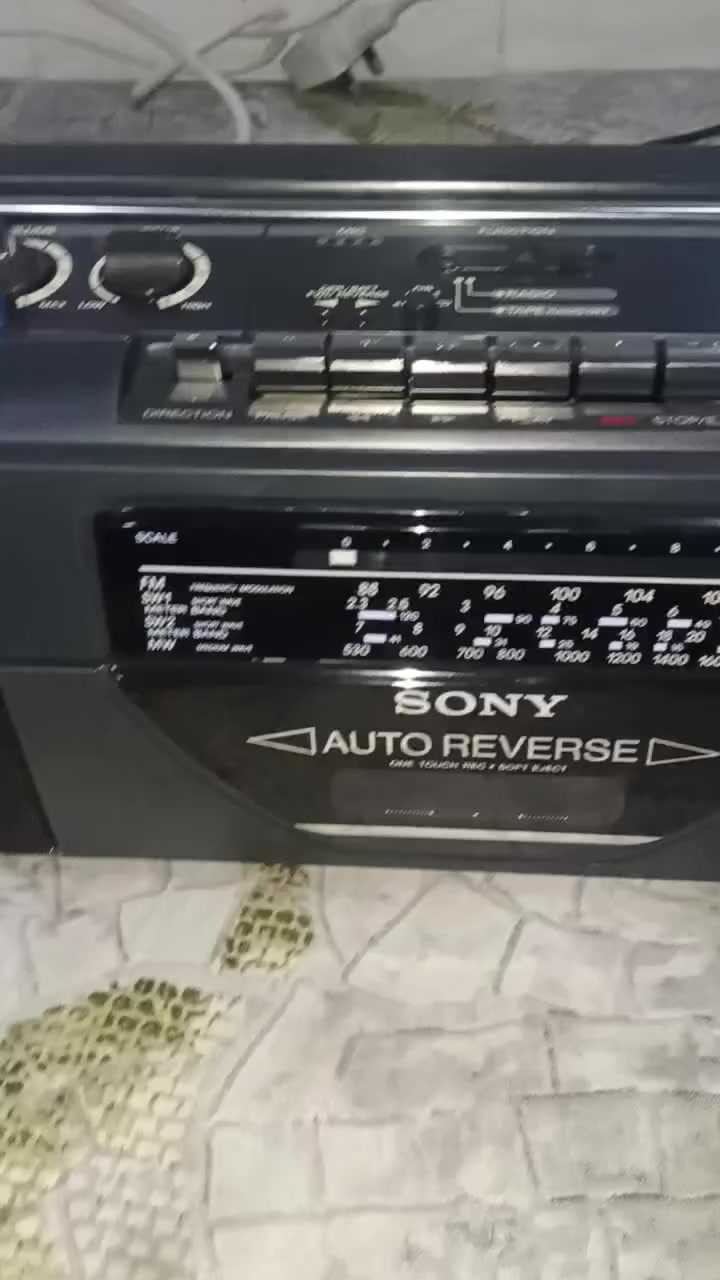 الغني عن التعريف سوني ياباني كاسيت قلاب راديو fm mw sw sw2 كبس شركة غير مستخدمين سعر واحد على ٨٥ الف


**إذا كنت صاحب هذا الإعلان وتريد حذفه لأي سبب، رجاءا أرسل رسالة إلى الدعم الفني**