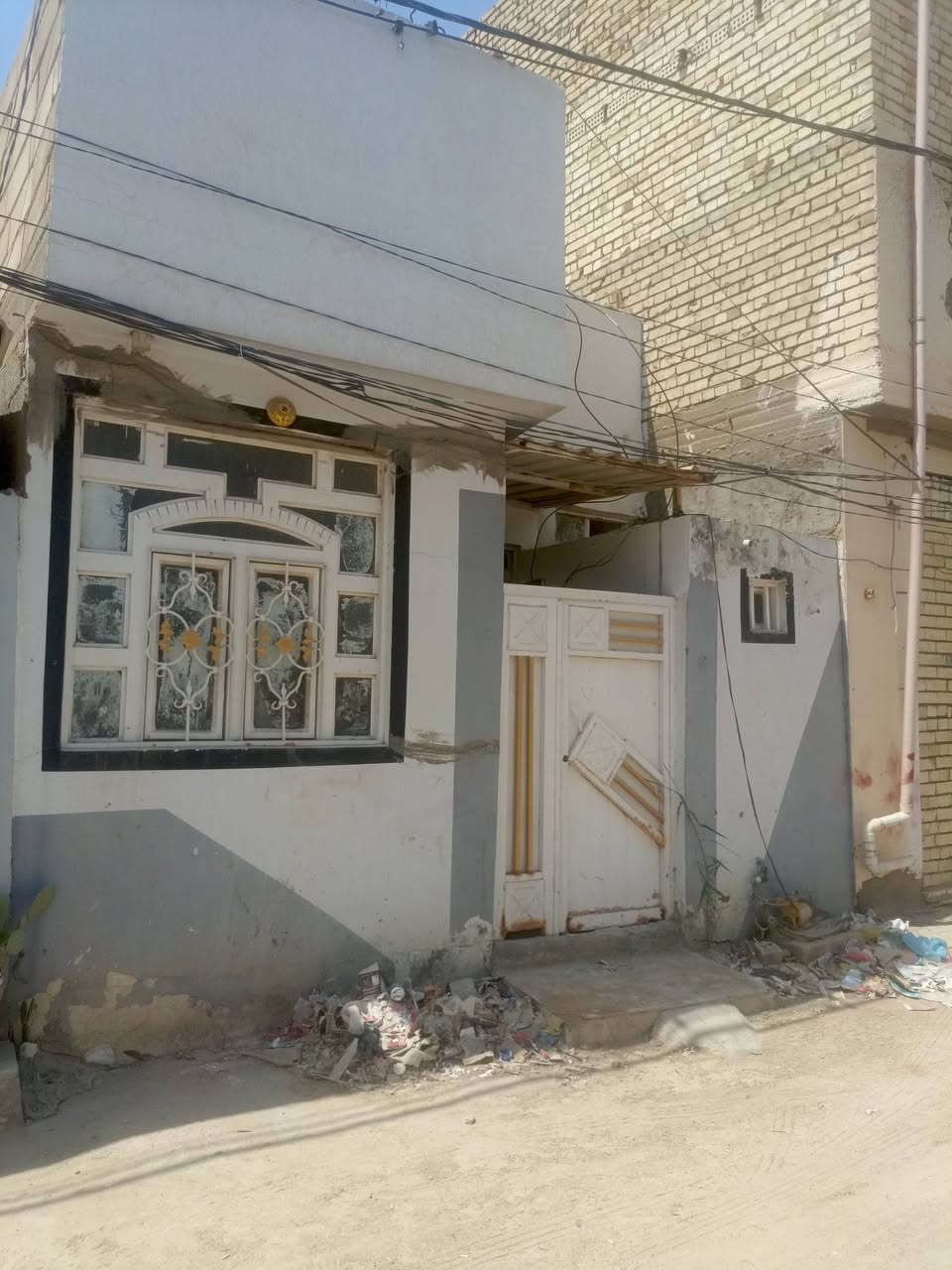 يالله دار  البيع زراعي  المساحه 55متر
طابوزراعي سند 25قرار محكمه. 

أساس صب سقف صب صطح كامل 

العنوان كوفه حي ميسان قرب مجمع الجوهره  

شارع سواق الصطوره 

يحتوي ع غرفه  وستقبال  ومطبخ وصاله  وتخاريج داخليه وخارجيه 

 المساحت الزرعيه*********** وتساب
