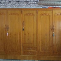 للبيع • تواصل خاص • غرفه اخشاب