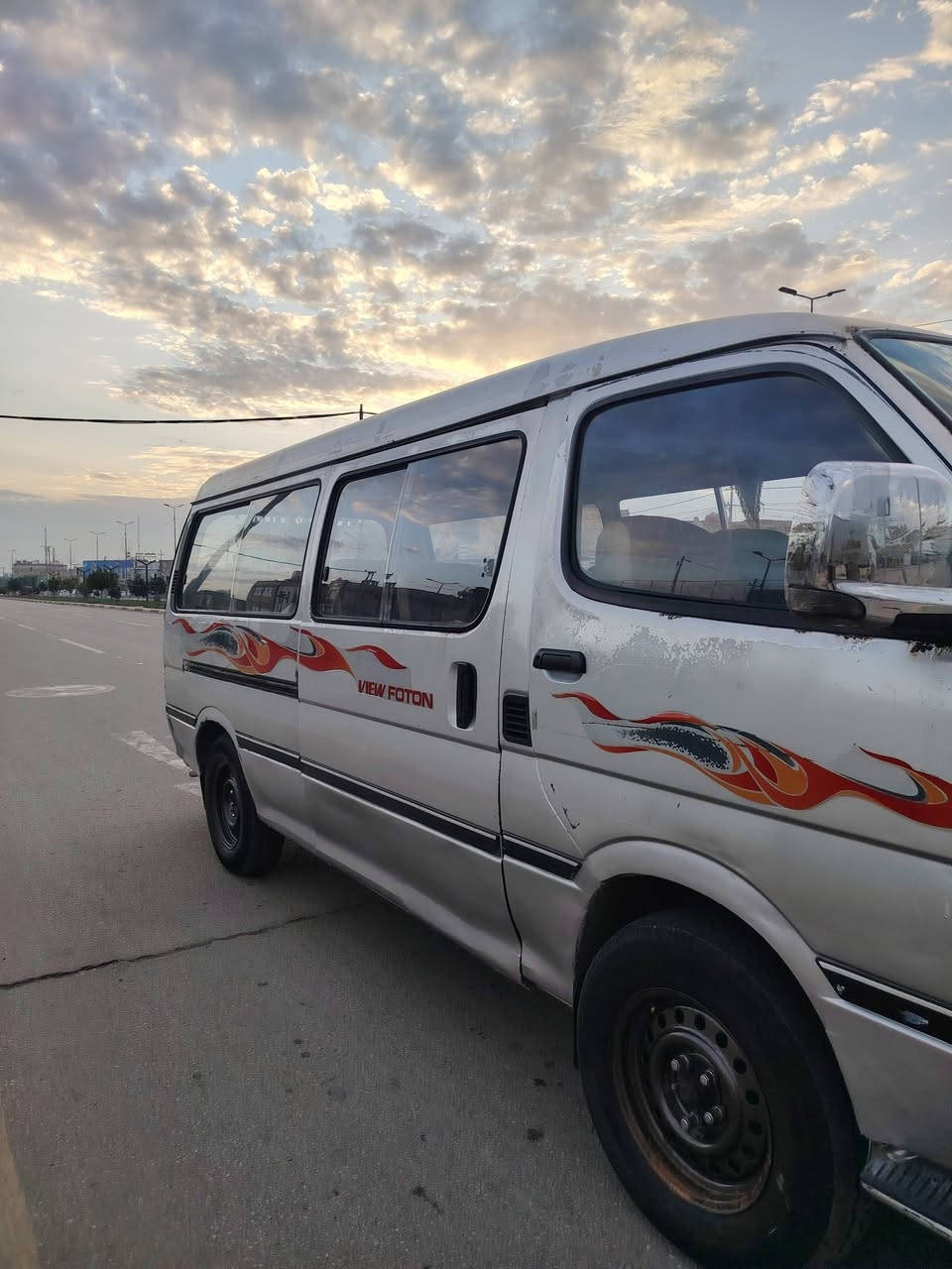 سلام عليكم كيه فتون لبيع مديل 2013 مكفوله عدا يم القبق مال البانزين طخه مكينه ونجي ٦ سلندر مجول كير عادي رقم واسط غرمات مرويه مصفره  راعيهه بل كوت ماواصله ابيع موصلي اكفل سرقه وعشائر رقم لماني واسط سنويه عضم عاج الاصليه سياره دوشمه كاعيه كشنات مكينه كير اكسن كفاله كهربائيات من الطول لطول تخم تاير ضفيره جديده مكاني كربلاء السعر ( ٣٥ ) رقمي *********** اذا اكو مراوس بكيه مازدا او تكسي طيبه
